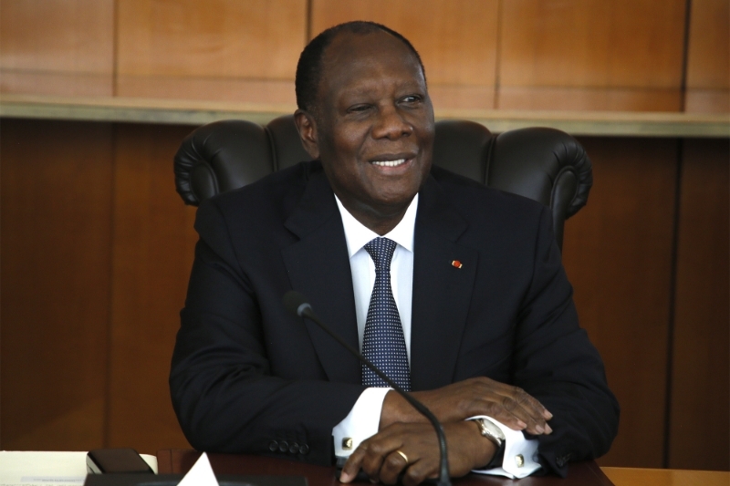 Le président ivoirien Alassane Ouattara au palais présidentiel d'Abidjan, le 21 avril 2022.