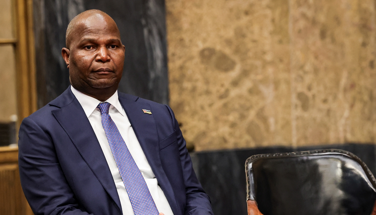 Le président du Mozambique Daniel Chapo le 9 décembre, au sommet Portugal-Mozambique à Porto. 