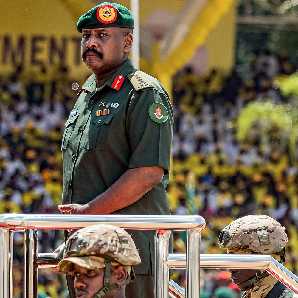 Le commandant des Uganda Peoples' Defence Forces, Muhoozi Kainerugaba, fils du président ougandais Yoweri Museveni, à Kampala, le 12 mai 2026.