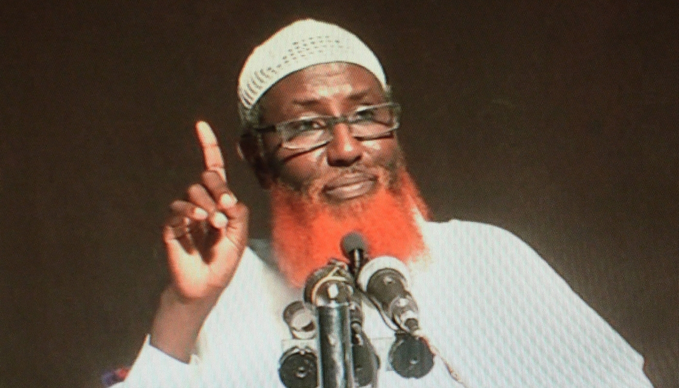 Le religieux somalien Abdul Qadir Mumin, chef de l'État islamique en Afrique de l'Est, en 2016.