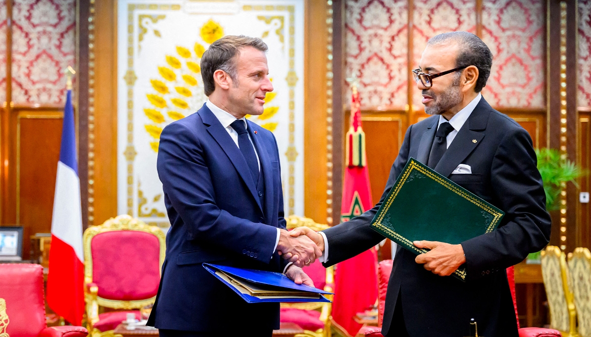Le président français, Emmanuel Macron, et le roi marocain, Mohammed VI, à Rabat, en octobre 2024.