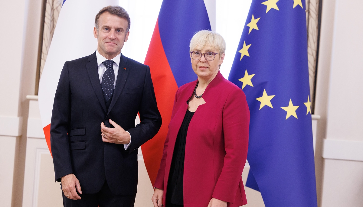 La présidente slovène, Nataša Pirc Musar, avec le président français, Emmanuel Macron, à Ljubljana, le 21 octobre 2025.