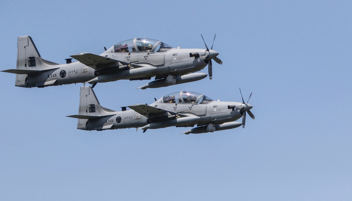 Des avions militaires A-29 Super Tucano au nord du Liban, en avril 2019.