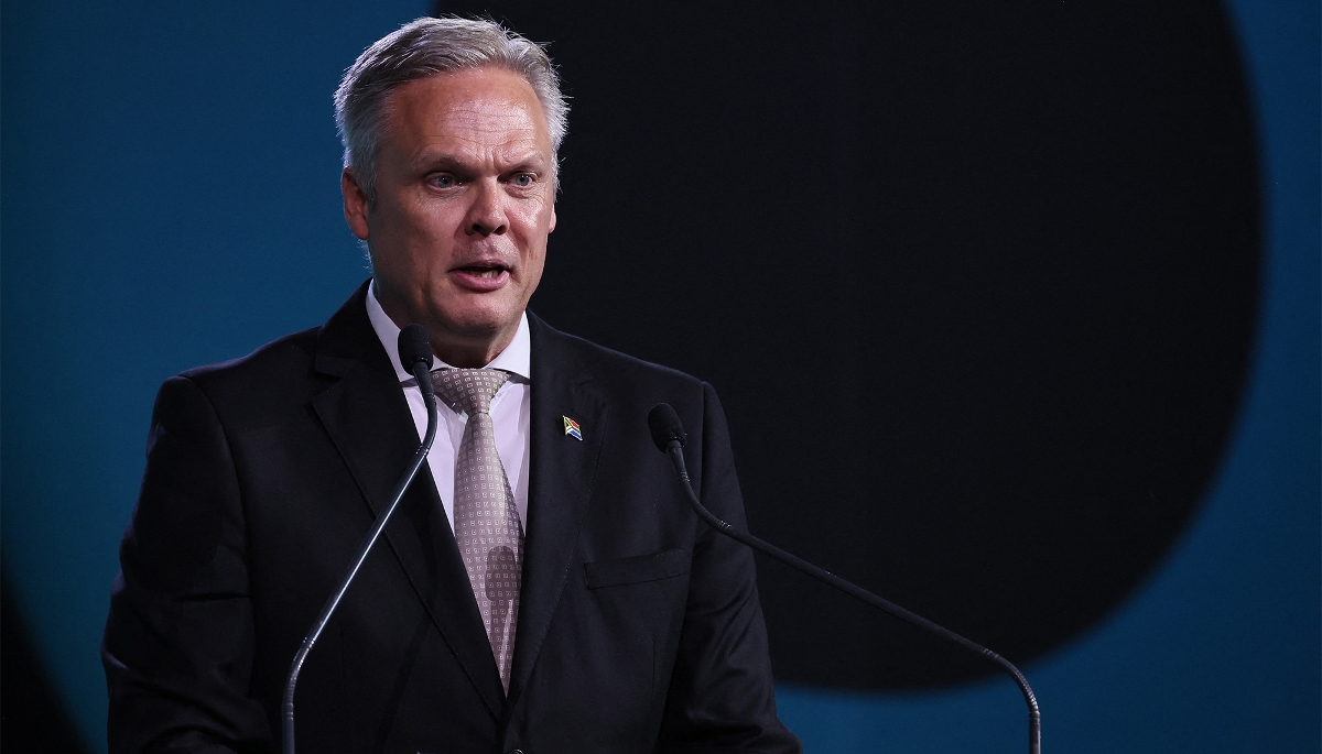 Le ministre sud-africain des forêts, de la pêche et de l'environnement, Willie Aucamp, à Johannesburg, le 21 novembre 2025. 