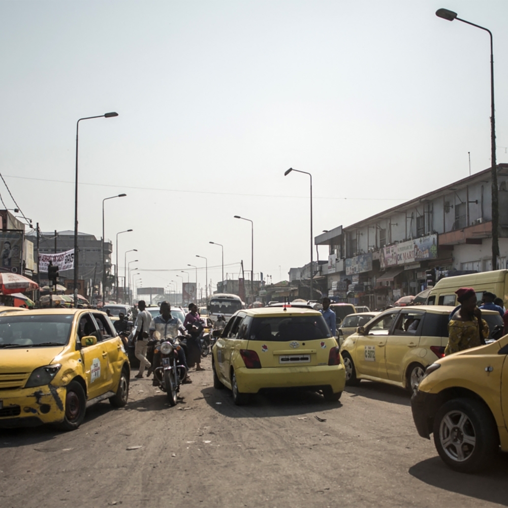 Trafic automobile à Kinshasa, en 2019.