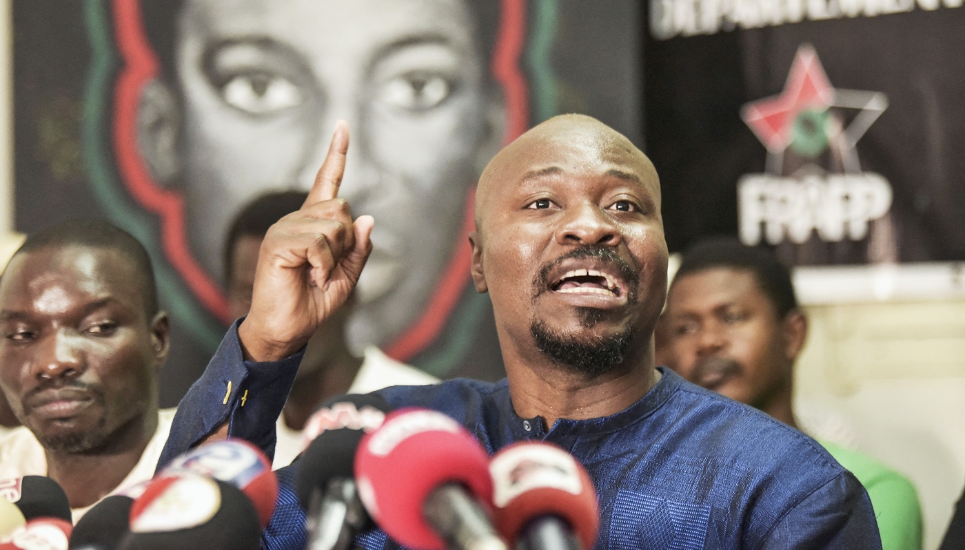 L'activiste Guy Marius Sagna au siège du mouvement Frapp-France Dégage, à Dakar, le 25 mars 2021.