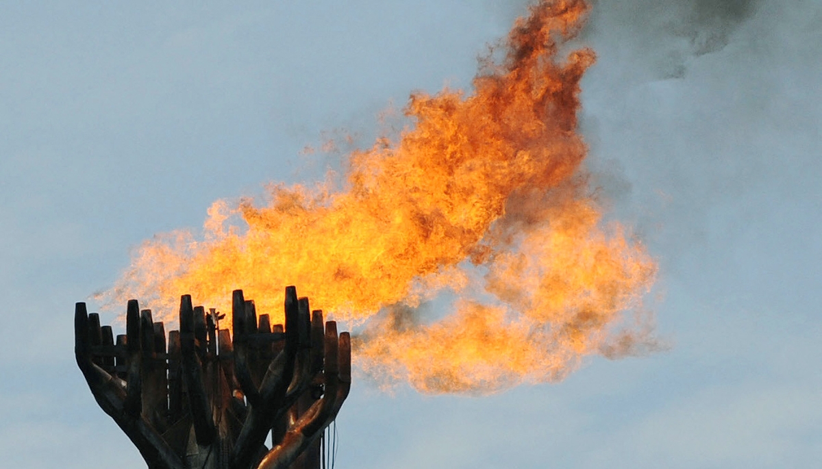 Du gaz torché près de Port-Harcourt, au Nigeria, en 2009.