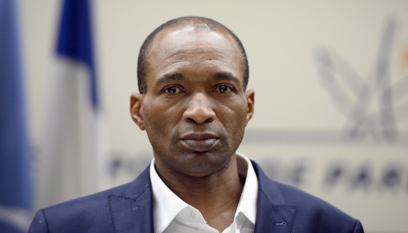 Michel Thierry Atangana à son arrivée à Roissy, le 28 février 2014.