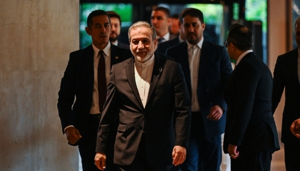 Le ministre iranien des affaires étrangères Abbas Arghachi, en visite au Caire pour rencontrer son homologue égyptien, le 2 juin 2025.