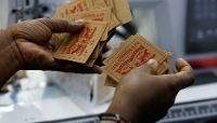 Des jeans pour la marque Levi's sont confectionnés dans la zone franche de Ruaraka, près de Nairobi, le 4 avril 2025.