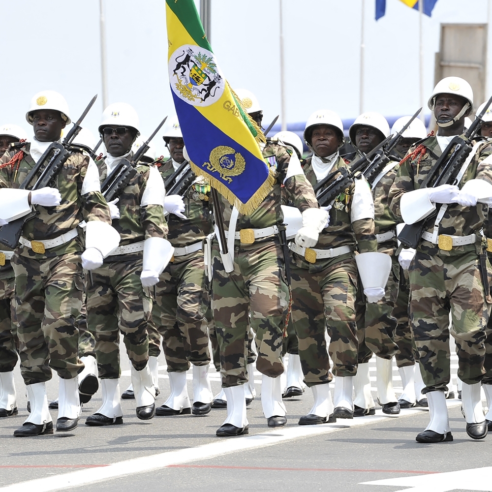 Parade des forces armées gabonaises à Libreville, le 17 août 2024.