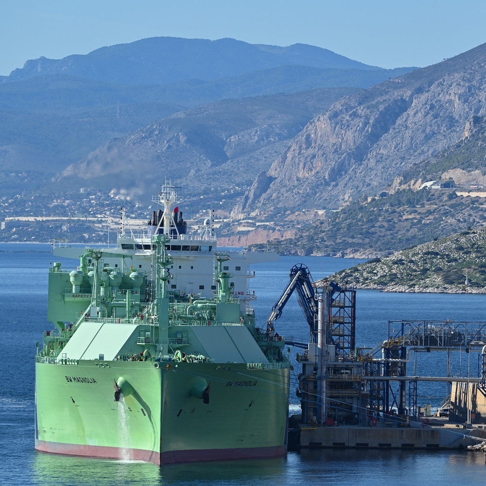 Le méthanier BW Magnolia, propriété du groupe BW Energy, près d'Athènes, en décembre 2025.