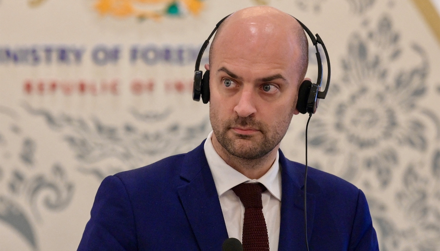 Le ministre français des affaires étrangères, Jean-Noël Barrot, à Jakarta, en Indonésie, le 26 mars 2025.