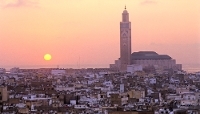 Casablanca et la mosquée Hassan II en arrière-plan, en 2015.