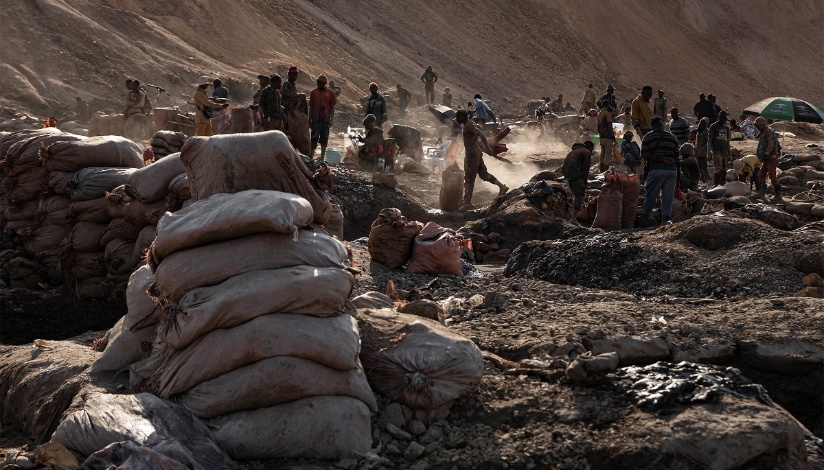 Une mine artisanale en mai 2025 à Kolwezi (RDC).