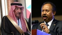 Le vice-ministre saoudien aux affaires étrangères, Waleed Elkhereiji, et l'ancien premier ministre soudanais Abdallah Hamdok.