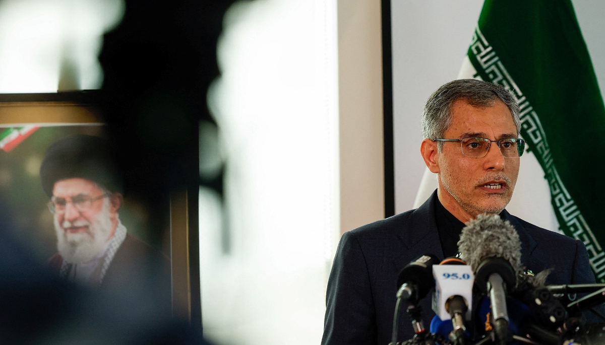 L'ambassadeur iranien au Kenya, Ali Gholampour, à Nairobi, le 2 mars 2026. 