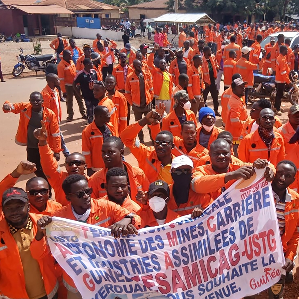 Grève de travailleurs de Baowu Winning Consortium Simandu, à Kérouané, Guinée, le 5 mai 2026.
