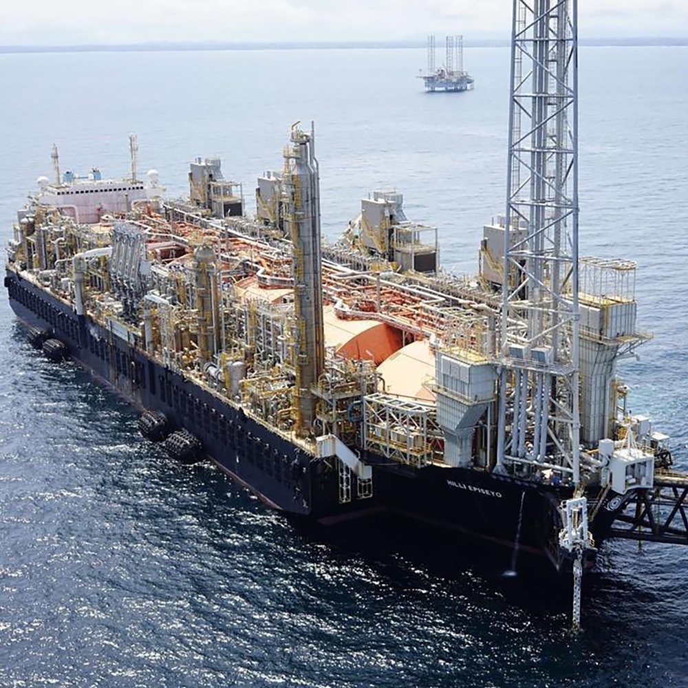 Le FLNG Hilli Episeyo au large de la province de Rio Negro, en Argentine, en mai 2025.