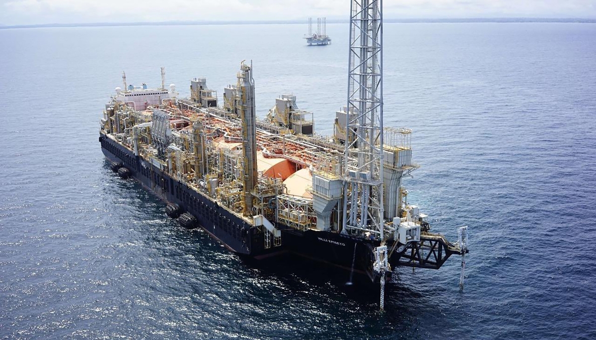 Le FLNG Hilli Episeyo au large de la province de Rio Negro, en Argentine, en mai 2025.
