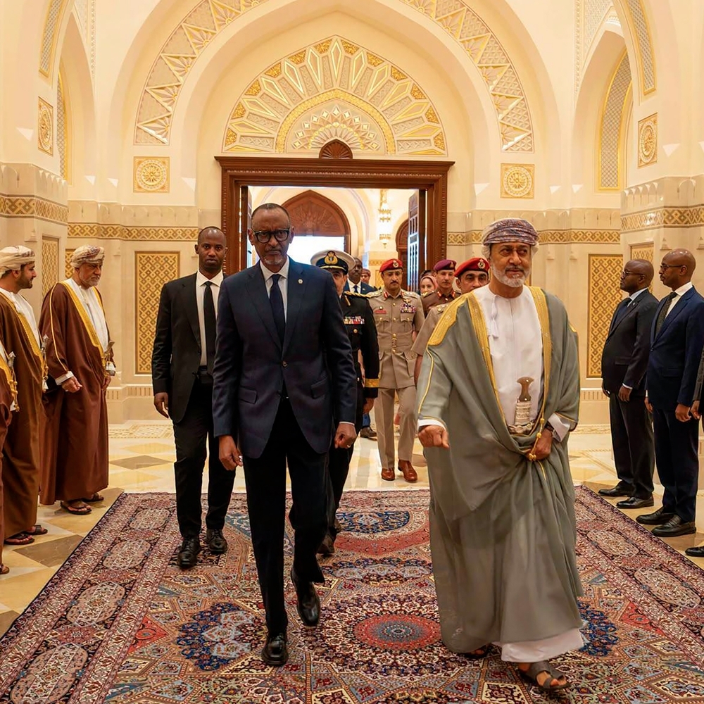 Le président rwandais Paul Kagame et le sultan d'Oman Haitham bin Tariq, à Mascate, le 8 septembre 2026.
