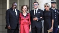 Le chef de l'État et la première dame d'Afrique du Sud, Cyril Ramaphosa et Tshepo Motsepe, aux côtés du couple présidentiel français, Emmanuel et Brigitte Macron, à Paris, le 10 juillet 2026.