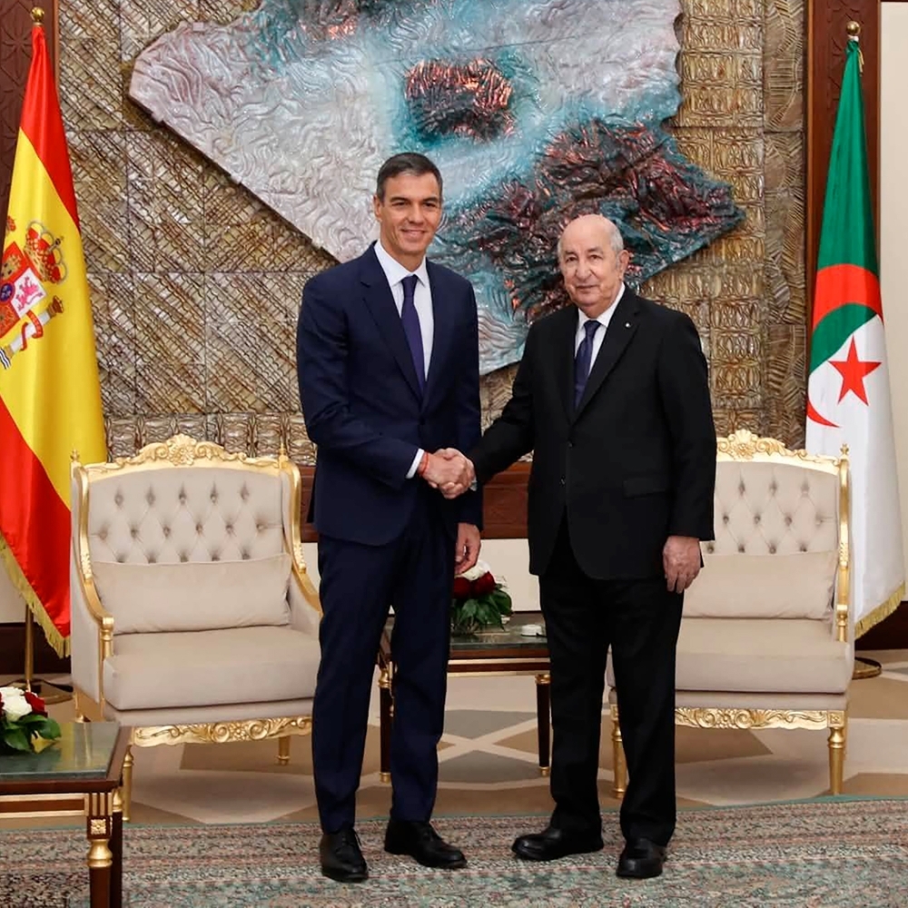 Le premier ministre espagnol, Pedro Sánchez, et le président algérien, Abdelmadjid Tebboune, à Alger, le 20 juillet 2026.