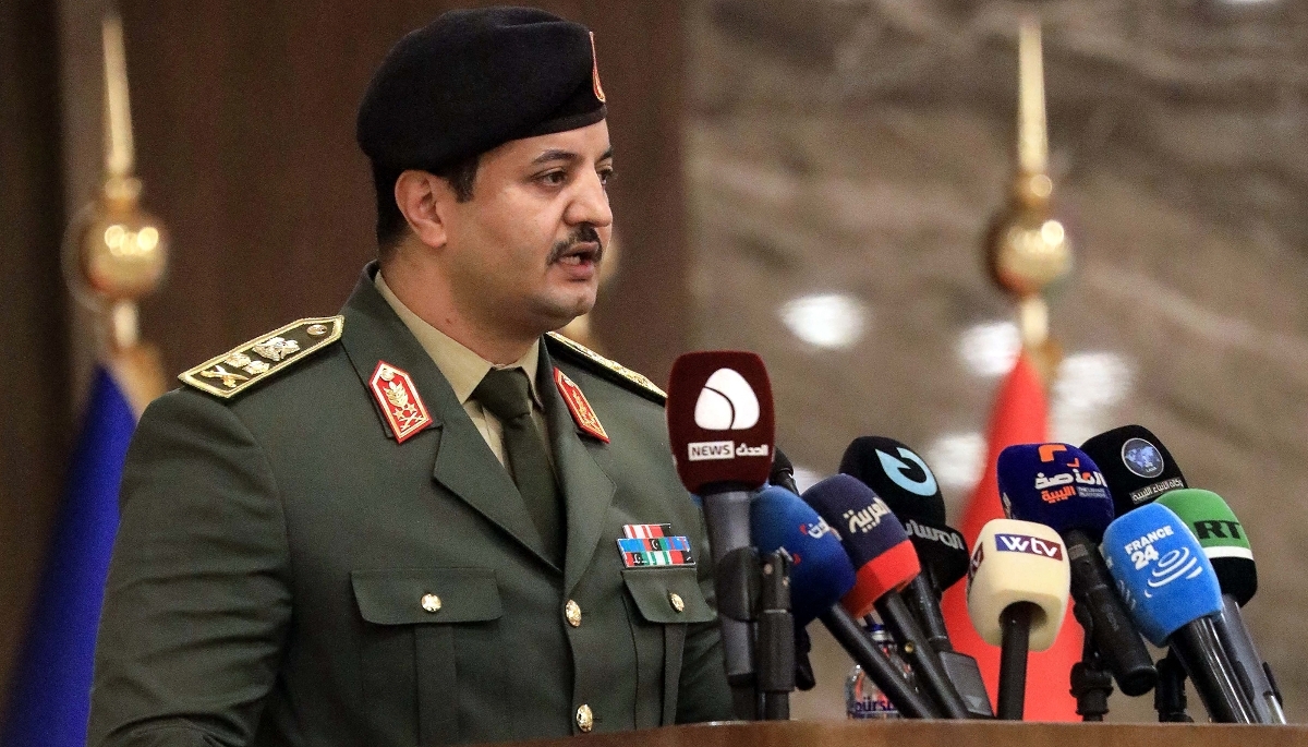 Khaled Haftar, chef d'état-major de l'ANL, durant une conférence sur la sécurité à Benghazi, le 10 février 2026.