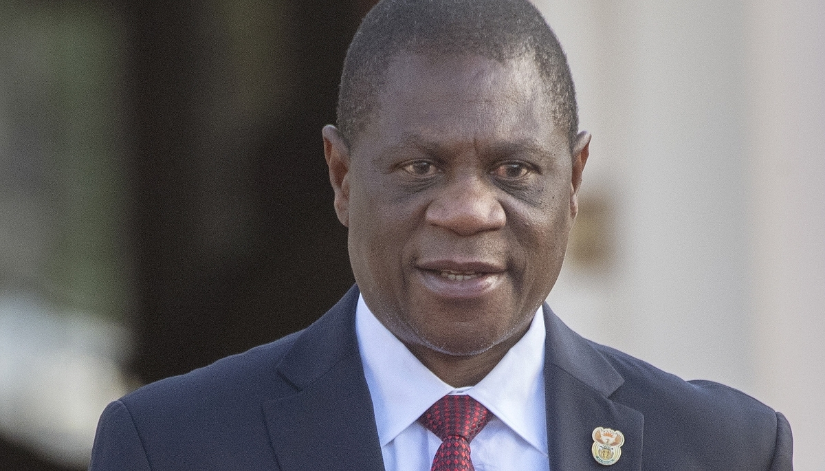Le vice-président sud-africain Paul Mashatile, le 16 mai 2023 au Cap.