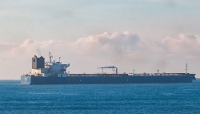 Le tanker Grinch, au large de Fos-sur-Mer, près de Marseille, arraisonné par l'armée française car soupçonné d'être un navire de la flotte fantôme russe, en janvier 2026.