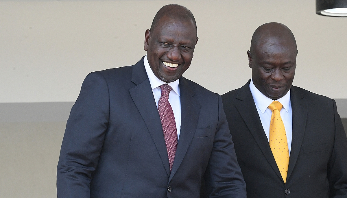 Le président kényan William Ruto (à g.) et le vice-président Rigathi Gachagua à Nairobi le 20 octobre 2022.