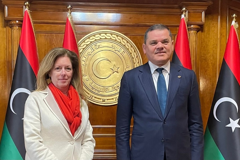 Stephanie Williams, conseillère spéciale des Nations unies pour la Libye, a échangé le 13 février 2022 avec le premier ministre du gouvernement d'union nationale libyen, Abdelhamid Dabaiba.