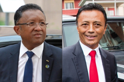 Les ex-présidents malgaches Hery Rajaonarimampianina et Marc Ravalomanana.