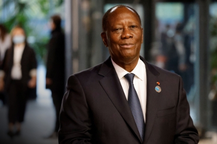 Le président ivoirien Alassane Ouattara, à Paris, le 11 novembre 2021.