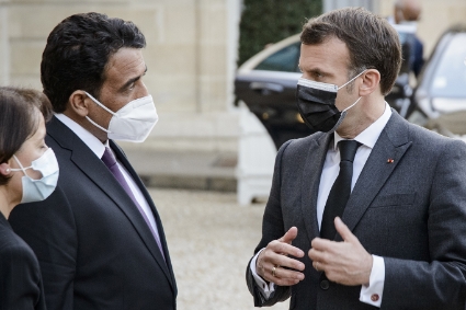 Emmanuel Macron et Mohamed al-Manfi à l'Elysée, le 23 mars 2021.