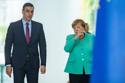 Le président du gouvernement espagnol Pedro Sanchez et la chancelière allemande Angela Merkel.