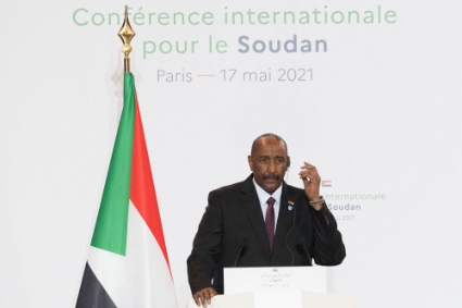 Le général Abdel Fattah al-Burhan lors de la conférence internationale pour le Soudan, à Paris en mai 2021.