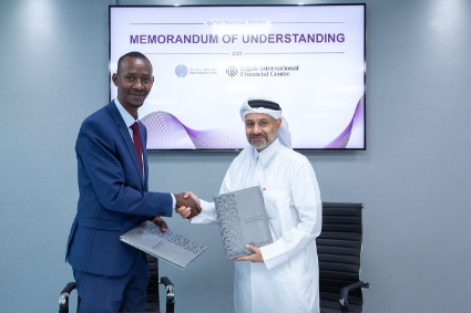 Nick Barigye, le CEO de Rwanda Finance et Yousuf Mohamed Al-Jaida, celui du Qatar Financial Centre.