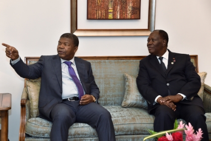 Les présidents angolais João Lourenço et ivoirien Alassane Ouattara en 2017.