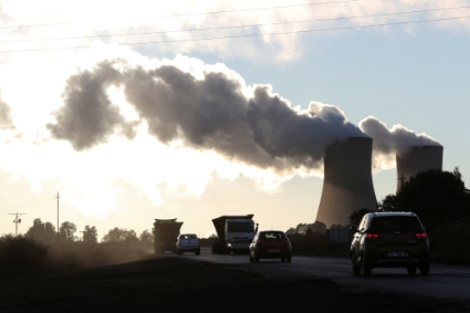 La centrale électrique au charbon de Duvha, appartenant à la compagnie d'électricité publique Eskom, à Emalahleni, dans la province de Mpumalanga, en Afrique du Sud, le 3 juin 2021.