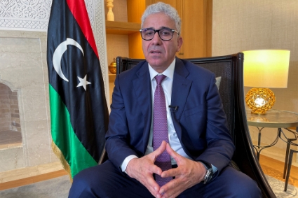 Fathi Bachagha, le premier ministre désigné par la Chambre des représentants de Tobrouk, lors d'une interview avec Reuters à Tunis, le 30 mars 2022.