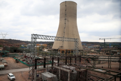 La centrale à charbon de Hwange (920 MW) fait l'objet depuis 2019 de travaux d'expansion.