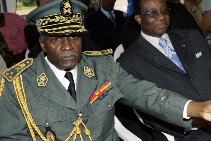 Le chef d'état-major des armées camerounaises René Claude Meka