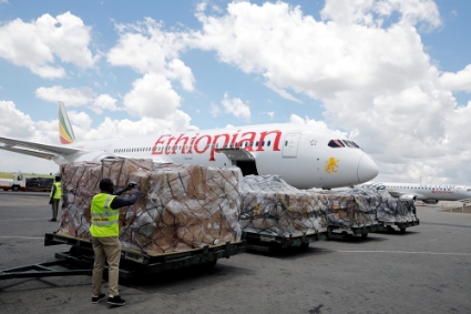 Une livraison à Nairobi de matériel médical donné par la Chine, le 24 mars 2020.