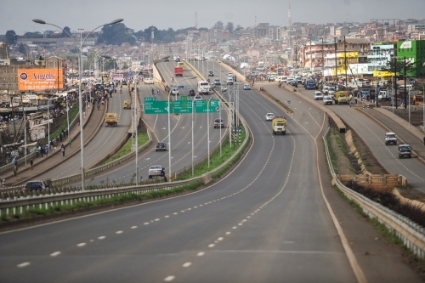 L'autoroute Thika, au Kenya. Stecol a décroché en juillet un contrat pour y construire des voies de bus.