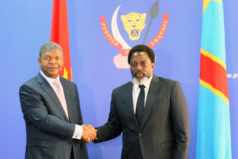 Joao Lourenço (à gauche) pourrait convaincre Joseph Kabila de respecter le calendrier électoral.