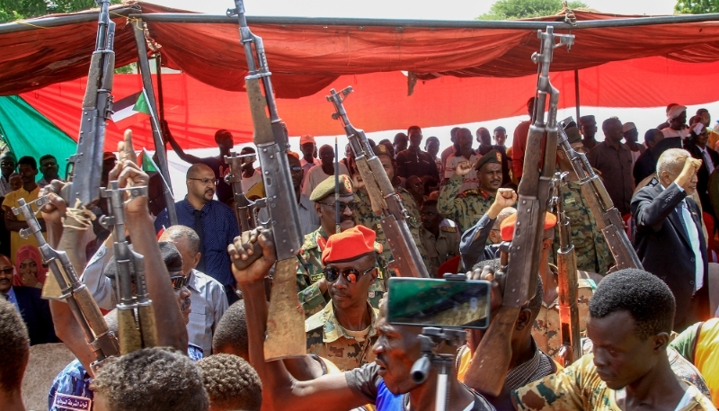 Les forcées armées soudanaises (Sudanese Armed Forces) célèbrent la journée de l'armée dans l'État de Gadaref, dans l'est du pays, le 14 août 2023.