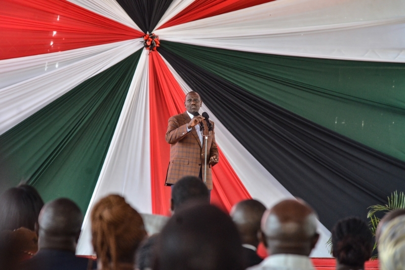 Le président William Ruto lors de la célébration d'un office religieux, dans la ville de Nakuru, le 10 février 2023.