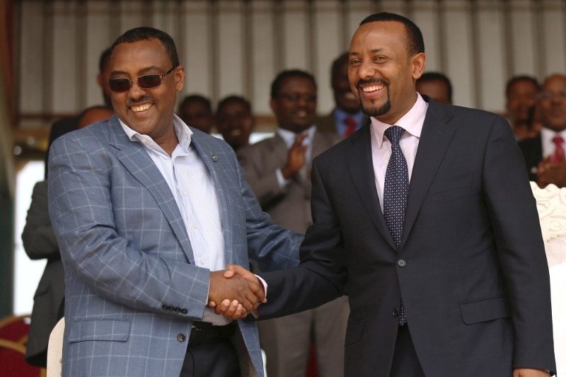 Le vice-premier ministre Demeke Mekonnen (à gauche) et le premier ministre Abiy Ahmed Ali.