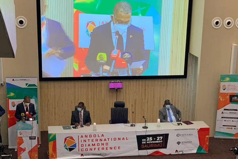 L'intervention du ministre angolais des mines et du pétrole Diamantino Azevedo le 25 novembre 2021, à l'occasion de l'Angola International Diamond Conference.